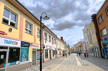 Pronájem obchodních prostor 70 m², Slaný