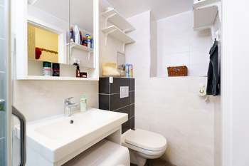 Prodej bytu 1+kk v osobním vlastnictví 32 m², Praha 9 - Libeň