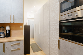 Prodej bytu 1+kk v osobním vlastnictví 32 m², Praha 9 - Libeň