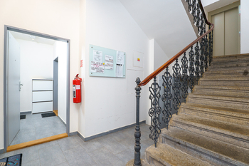 Prodej bytu 1+kk v osobním vlastnictví 32 m², Praha 9 - Libeň