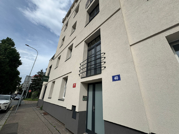 Prodej malého objektu 14 m², Praha 4 - Podolí