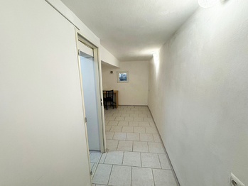 Prodej malého objektu 14 m², Praha 4 - Podolí