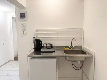 Prodej malého objektu 14 m², Praha 4 - Podolí
