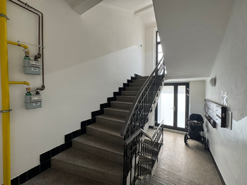 Prodej malého objektu 14 m², Praha 4 - Podolí