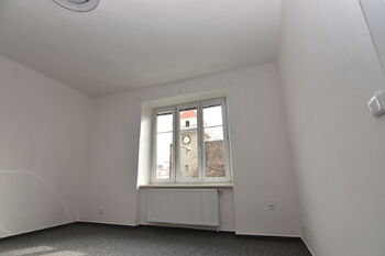 Pronájem bytu 1+1 v osobním vlastnictví 70 m², Olomouc