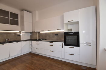Pronájem bytu 1+1 v osobním vlastnictví 70 m², Olomouc