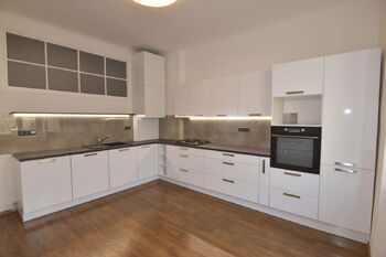 Pronájem bytu 1+1 v osobním vlastnictví 70 m², Olomouc