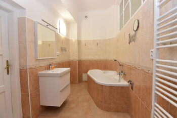 Pronájem bytu 1+1 v osobním vlastnictví 70 m², Olomouc
