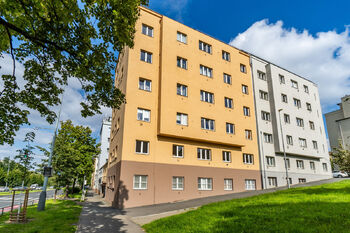 Pronájem bytu 1+kk v osobním vlastnictví 21 m², Praha 6 - Břevnov