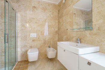 Prodej domu 742 m², Karlovy Vary
