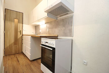 Pronájem bytu 2+1 v osobním vlastnictví 40 m², Praha 2 - Nusle