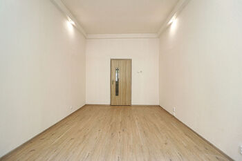 Pronájem bytu 2+1 v osobním vlastnictví 40 m², Praha 2 - Nusle
