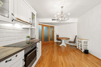 Prodej bytu 2+kk v osobním vlastnictví 107 m², Praha 3 - Žižkov