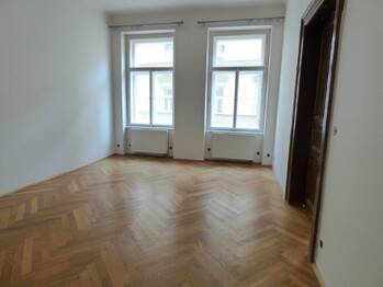 Pronájem bytu 2+1 v osobním vlastnictví 70 m², Praha 1 - Staré Město