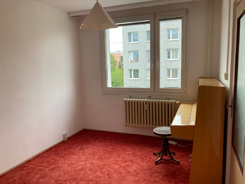 Pronájem bytu 3+1 v družstevním vlastnictví 64 m², Praha 4 - Lhotka