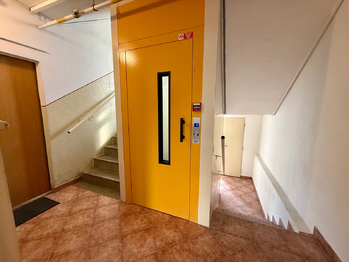 Pronájem bytu 1+1 v osobním vlastnictví 37 m², Plzeň