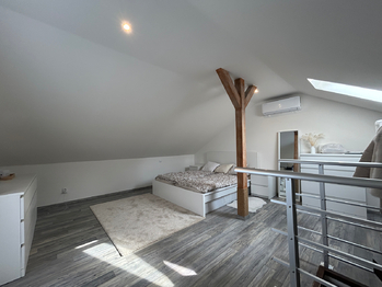 Pronájem bytu 2+kk v osobním vlastnictví 75 m², Milovice