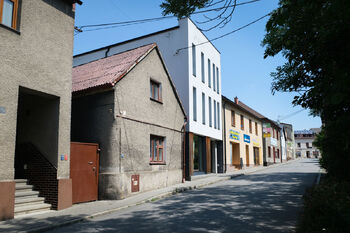 +420 739 604 767 I www.vaclavadamcik.cz I vaclav.adamcik@re-max.cz - Prodej jiných prostor 155 m², Hlučín
