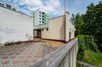 Prodej obchodních prostor 371 m², Tábor
