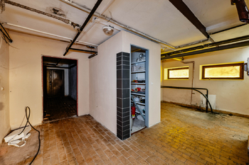 Prodej obchodních prostor 371 m², Tábor
