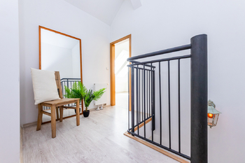 Mezonet 102m2 Dolní Jirčany _ lchodba - Prodej bytu 4+kk v osobním vlastnictví 102 m², Psáry