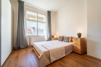 Prodej bytu 2+kk v družstevním vlastnictví 40 m², Praha 10 - Vršovice