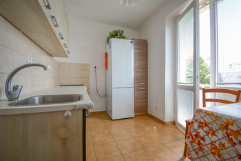 Kuchyň  - Prodej bytu 3+1 v osobním vlastnictví 73 m², Hradec Králové