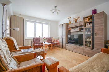 Pokoj 1 - Prodej bytu 3+1 v osobním vlastnictví 73 m², Hradec Králové