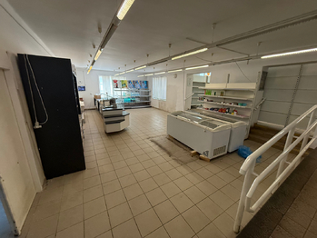 Pronájem obchodních prostor 350 m², Jihlava