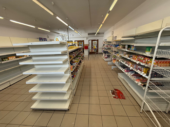 Pronájem obchodních prostor 350 m², Jihlava