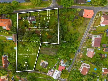 Prodej pozemku 3780 m², Běleč