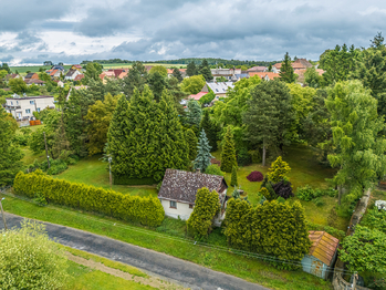 Prodej pozemku 3780 m², Běleč
