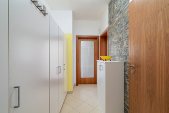Pronájem bytu 2+kk v osobním vlastnictví 66 m², Praha 5 - Zličín