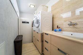 technická místnost - Prodej domu 197 m², Chrudim