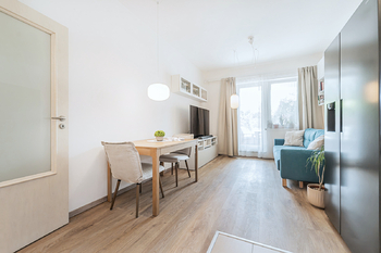 Prodej bytu 2+kk v osobním vlastnictví 68 m², Praha 5 - Hlubočepy