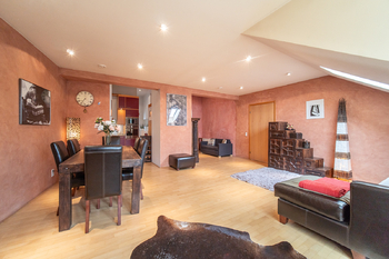 Prodej bytu 2+kk v osobním vlastnictví 93 m², Praha 7 - Bubeneč
