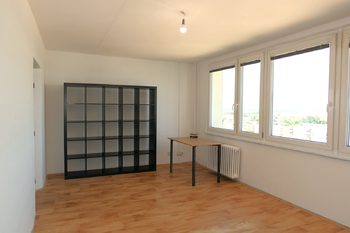 Prodej bytu 3+1 v osobním vlastnictví 72 m², Hradec Králové