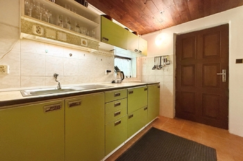 1.NP - kuchyň 2 - Prodej chaty / chalupy 70 m², Rozsochatec