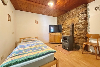 1.NP - pokoj 1 - Prodej chaty / chalupy 70 m², Rozsochatec