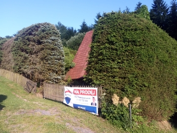 z ulice (plachta) - Prodej chaty / chalupy 70 m², Rozsochatec