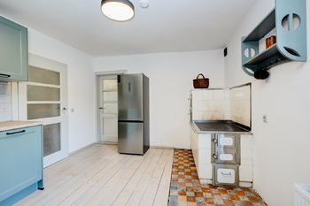 kuchyně foto 4 - Prodej domu 69 m², Zhoř