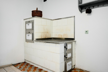 kuchyně foto 5 - Prodej domu 69 m², Zhoř