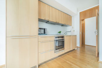 Prodej bytu 1+kk v osobním vlastnictví 58 m², Praha 3 - Žižkov