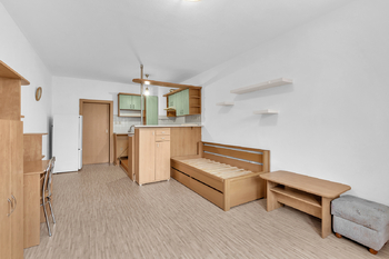 Prodej bytu 1+kk v osobním vlastnictví 34 m², Hradec Králové