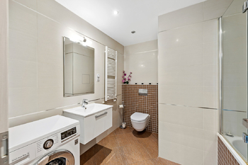 Prodej bytu 2+kk v osobním vlastnictví 80 m², Praha 3 - Žižkov