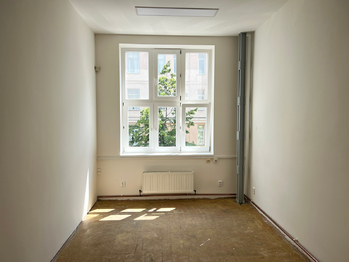 Pronájem kancelářských prostor 15 m², Praha 7 - Holešovice