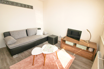 obývací pokoj - Pronájem bytu 2+1 v osobním vlastnictví 41 m², České Budějovice