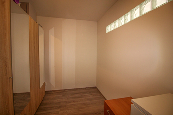 pokoj - Pronájem bytu 2+1 v osobním vlastnictví 41 m², České Budějovice