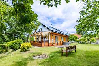 Prodej domu 180 m², Zdiby