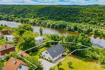 Prodej domu 180 m², Zdiby